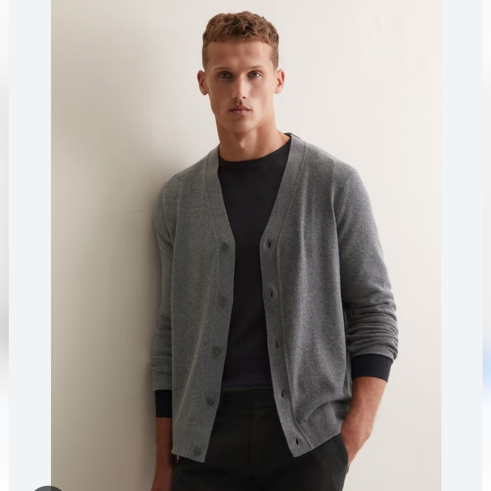 Burberry cardigan with logo on front size L